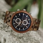 Reloj para hombre en madera